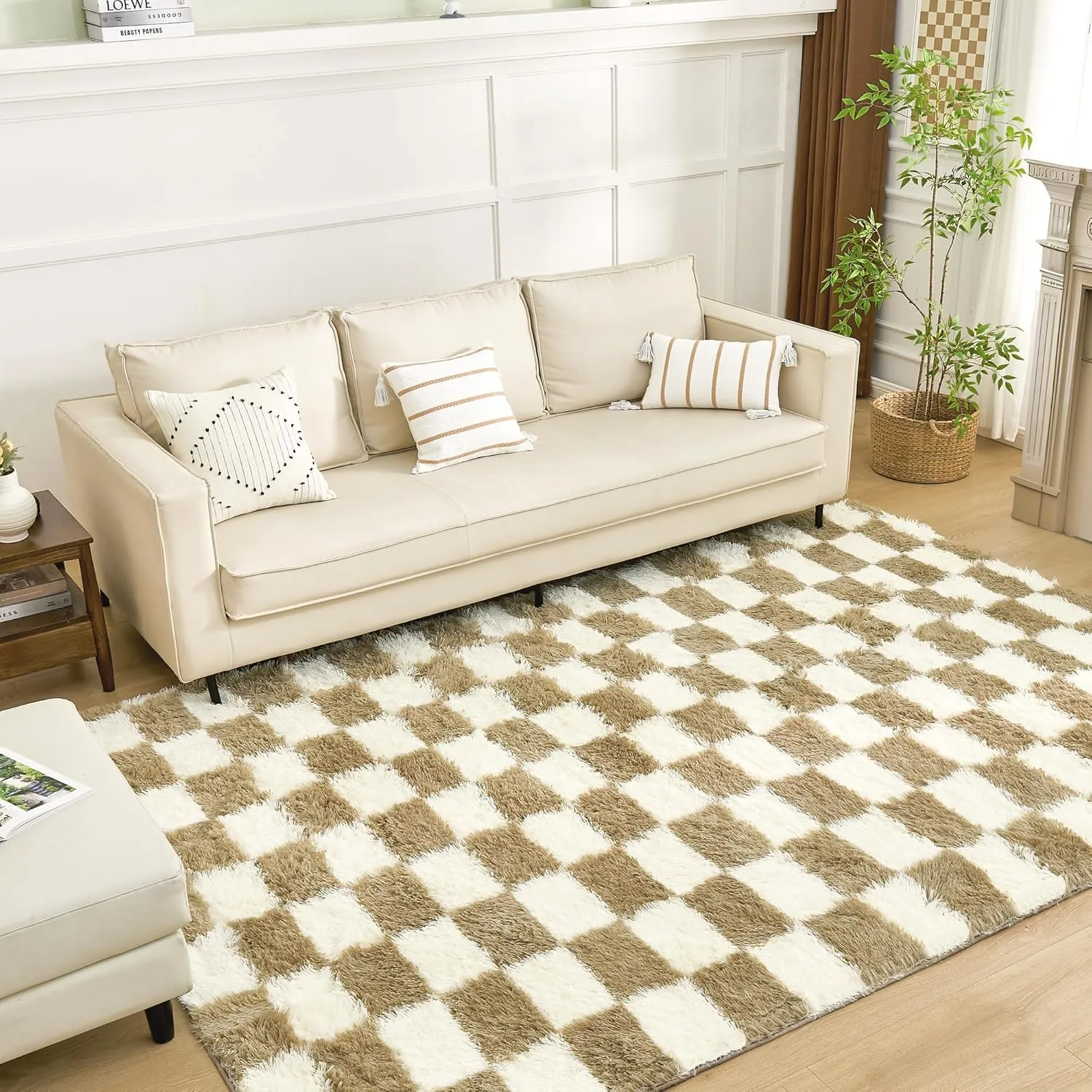 Andency 5x7 Ft Beige and White Area Rug for Living Room Classic Checkered Shaggy Rug Non-Slip High Pile Soft Fluffy Rug Fuzzy Carpet Bedroom Kids Toddler Room Nursery Playroom, Cute Dorm Home Decor