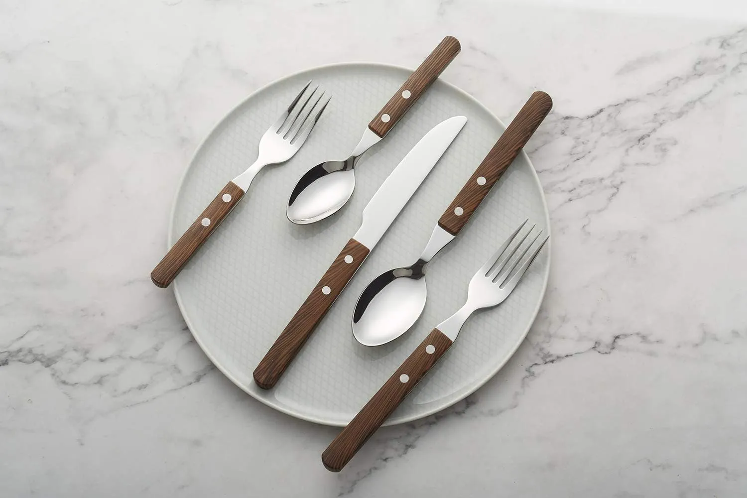 ANNOVA Silverware Set Stainless Steel Cutlery Color Handle With Rivet/Retro Flatware (Walnut/Wood 303, 20 Pieces)