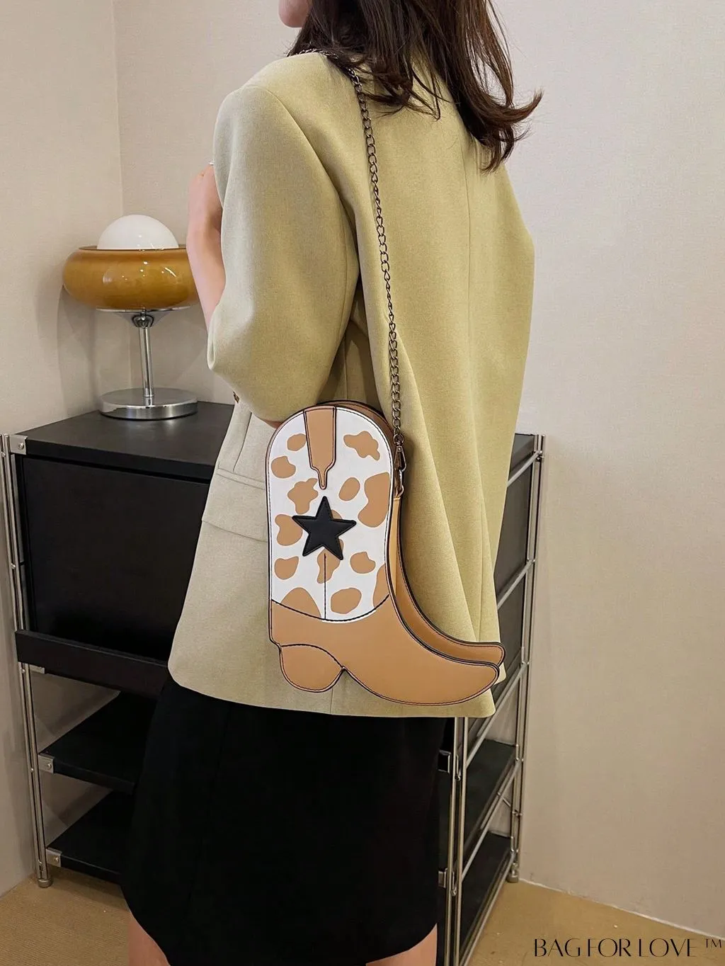 BagForLove - Chic Pink Cow Print Chain Bag - A Fun and Stylish Accessory