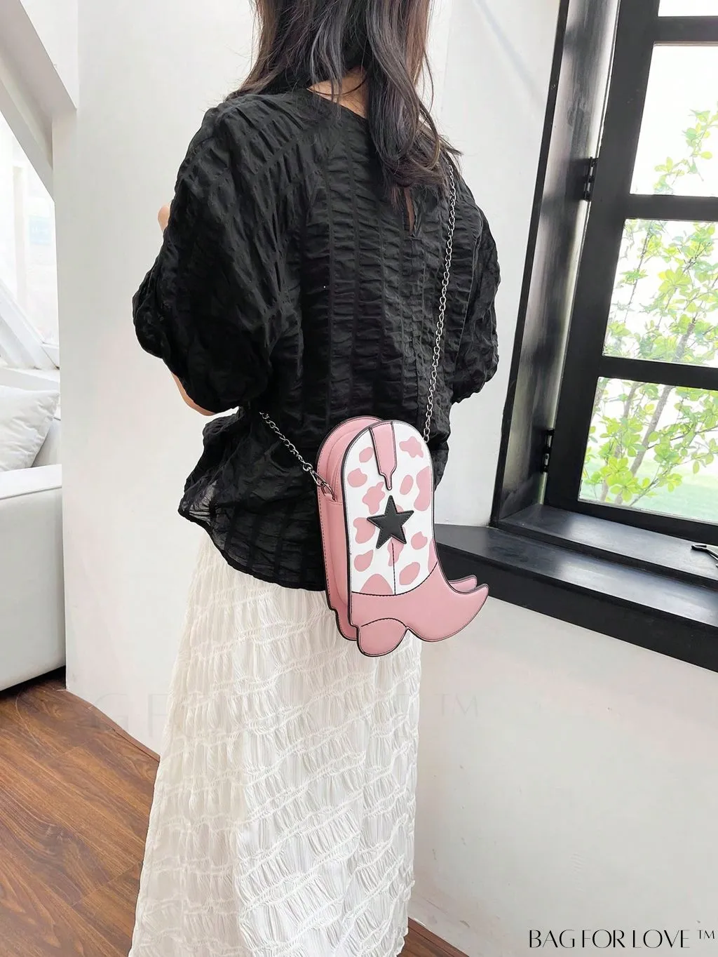 BagForLove - Chic Pink Cow Print Chain Bag - A Fun and Stylish Accessory