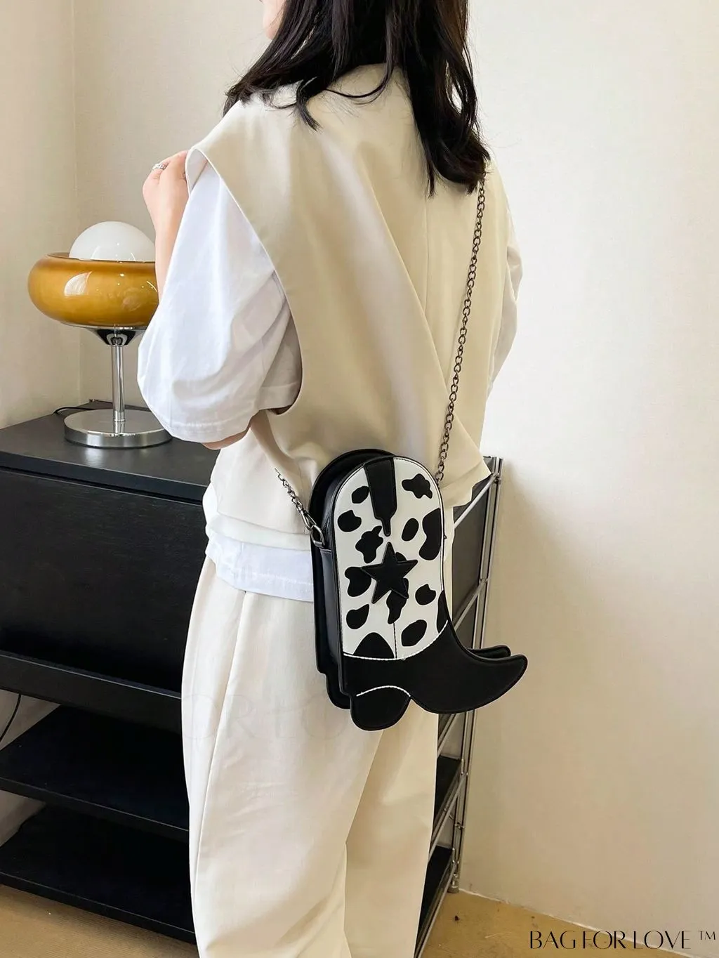 BagForLove - Chic Pink Cow Print Chain Bag - A Fun and Stylish Accessory
