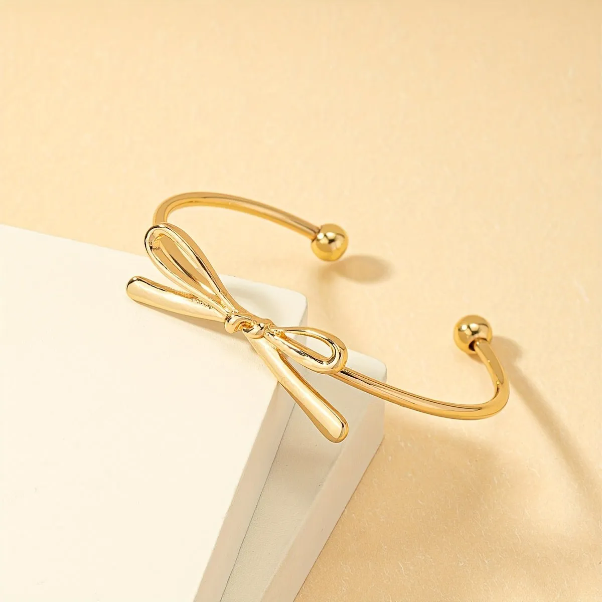 Bowknot Tie Minimalist Gold Bracelet