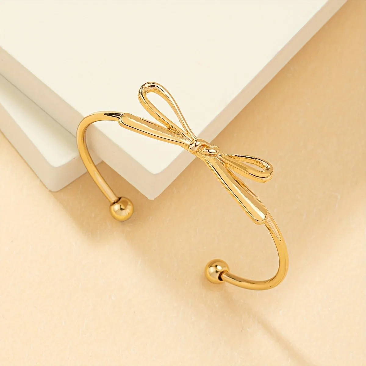 Bowknot Tie Minimalist Gold Bracelet