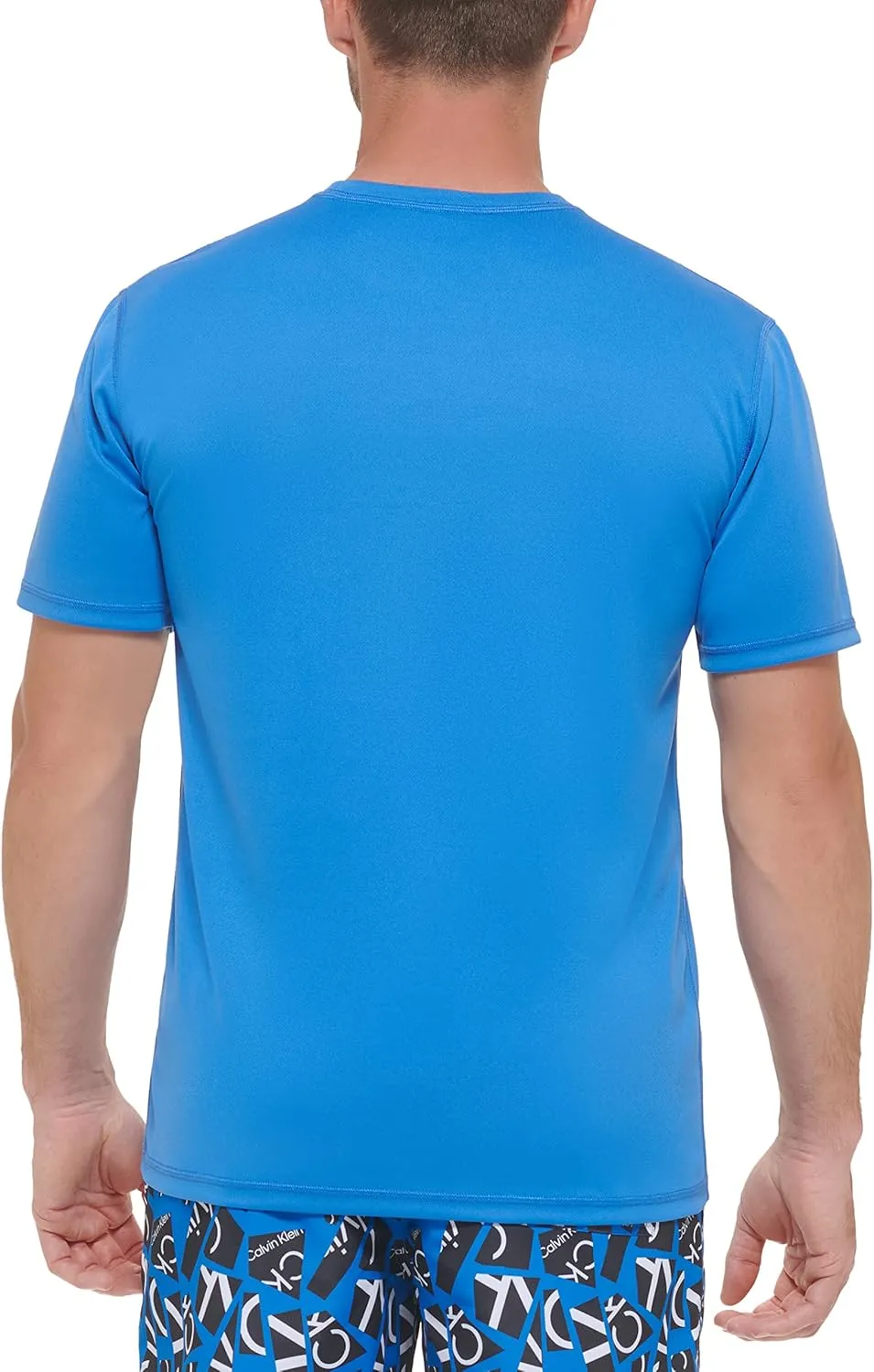 Calvin Klein Men's Standard Light Weight Quick Dry Short Sleeve 40  UPF Protection Active Top