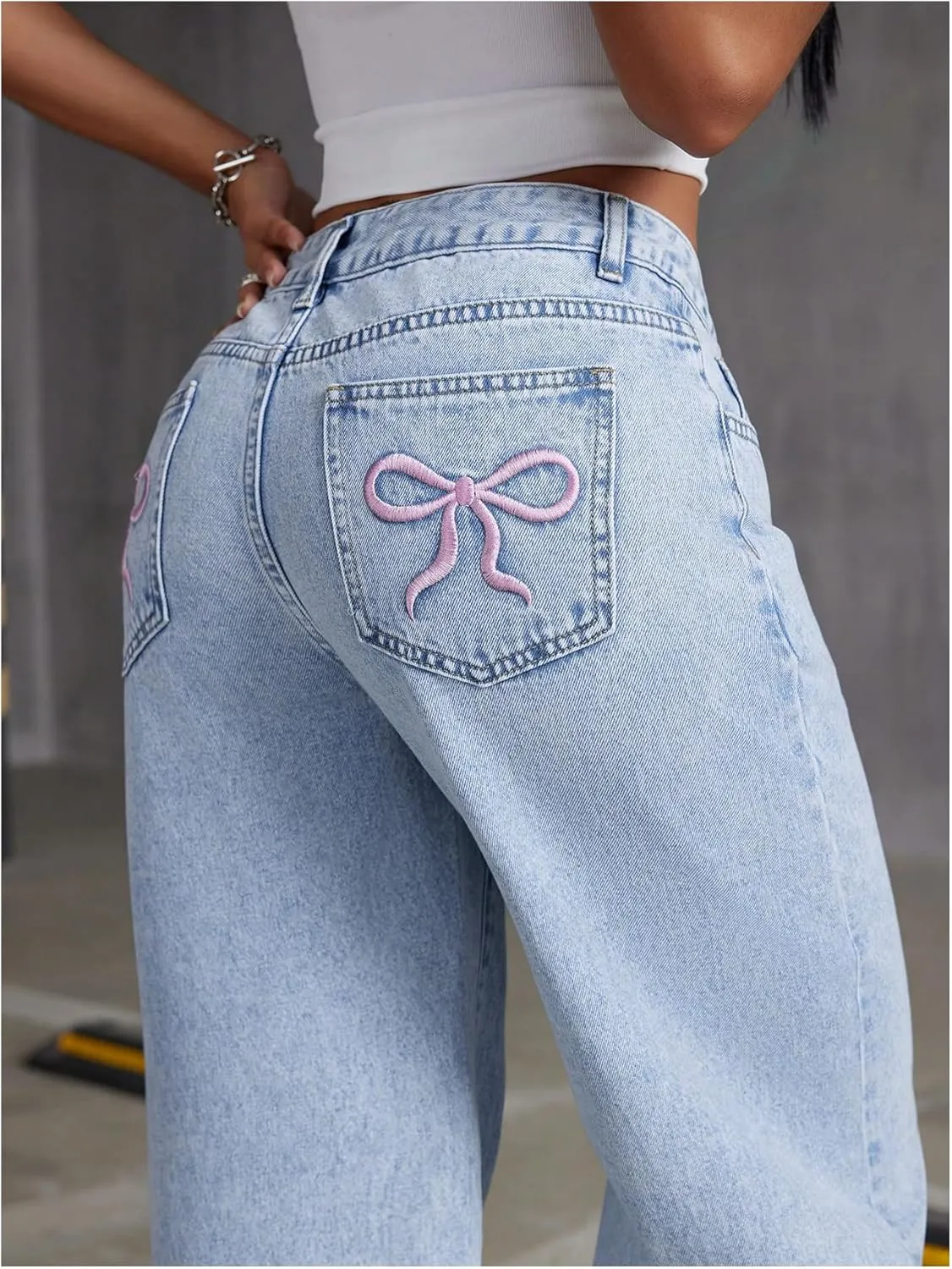 Floerns Women's Bowknot Embroidery Jeans Y2k Straight Leg Boyfriend Denim Pants