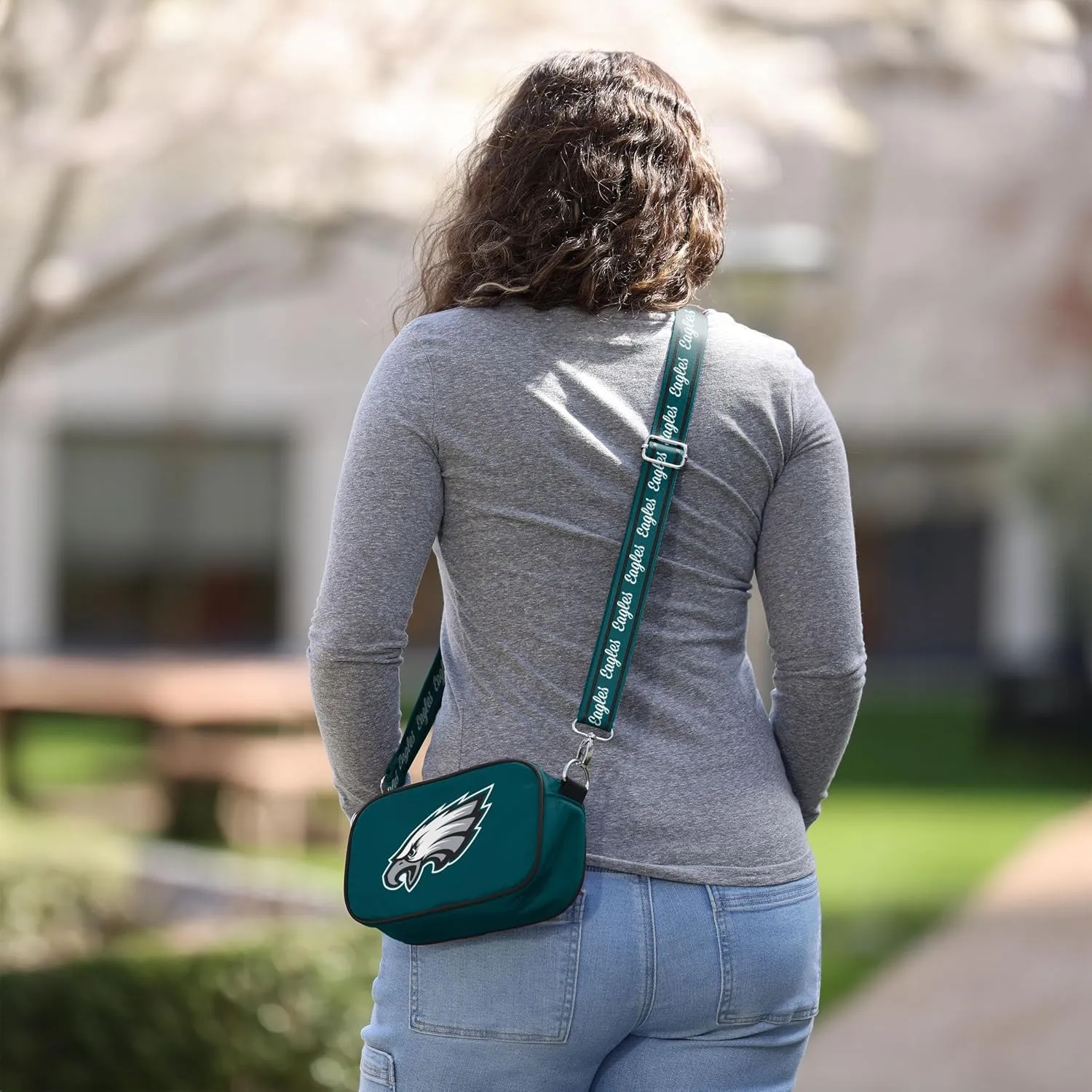 FOCO NFL Team Logo Solid Crossbody Bag