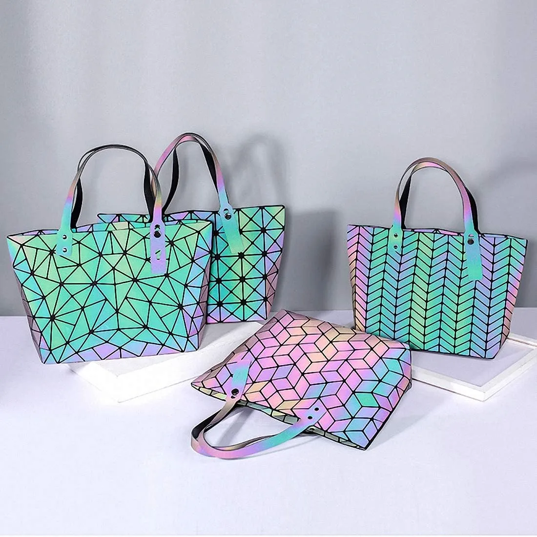Geometric Luminous Tote Bag Holographich Purses and Handbags Flash Reflactive Crossbody Bag for Women