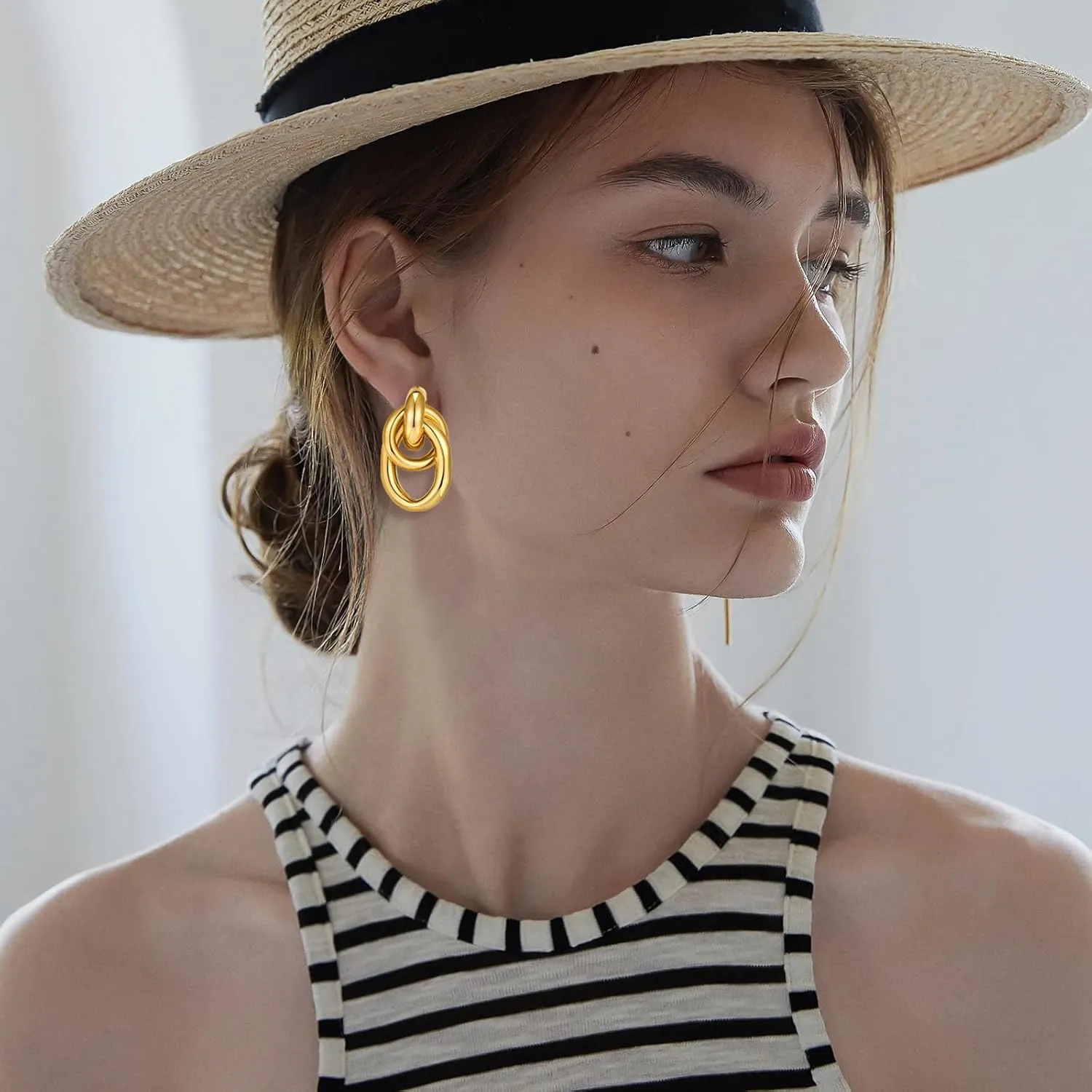 Gold Geometric Clip On Earrings for Women 18K Chunky Gold Knot Link Clip Earrings Trendy Jewelry