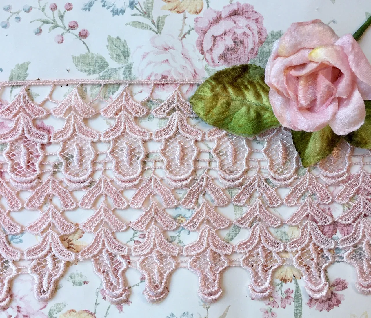 Guipure lace .  vintage pale pink.