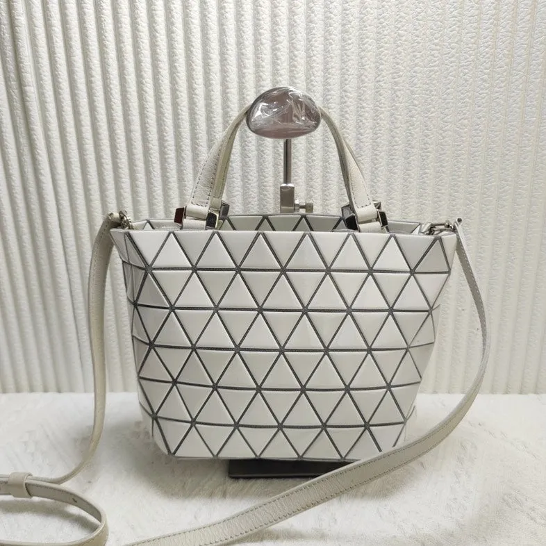 Issey Miyake Bao Bao Crossbody Bag 12123674 White Geometric