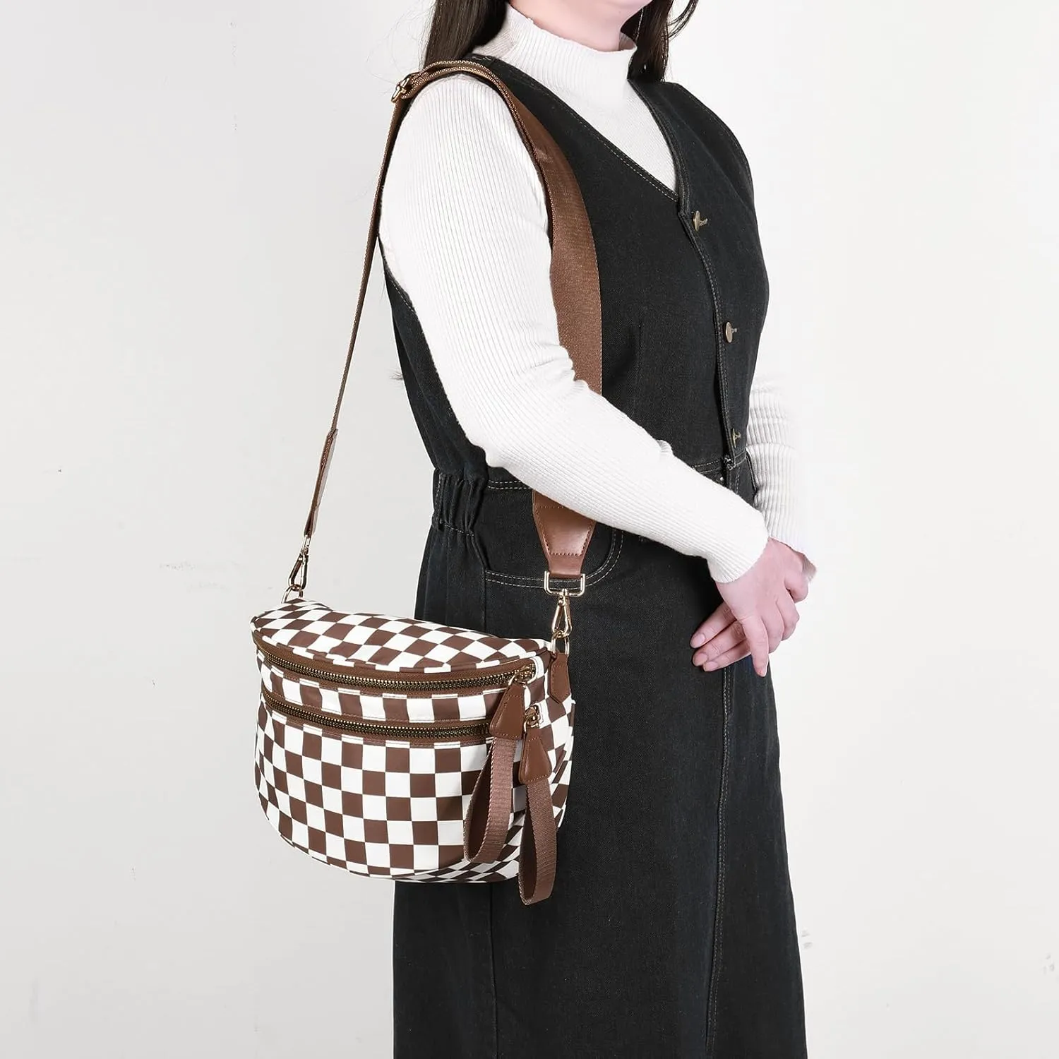 JQWSVE Checkered Crossbody Bag Bum Bag for Women Checkered Purse Plus Size Crossbody Bags Black and White Purse Out Going Bag