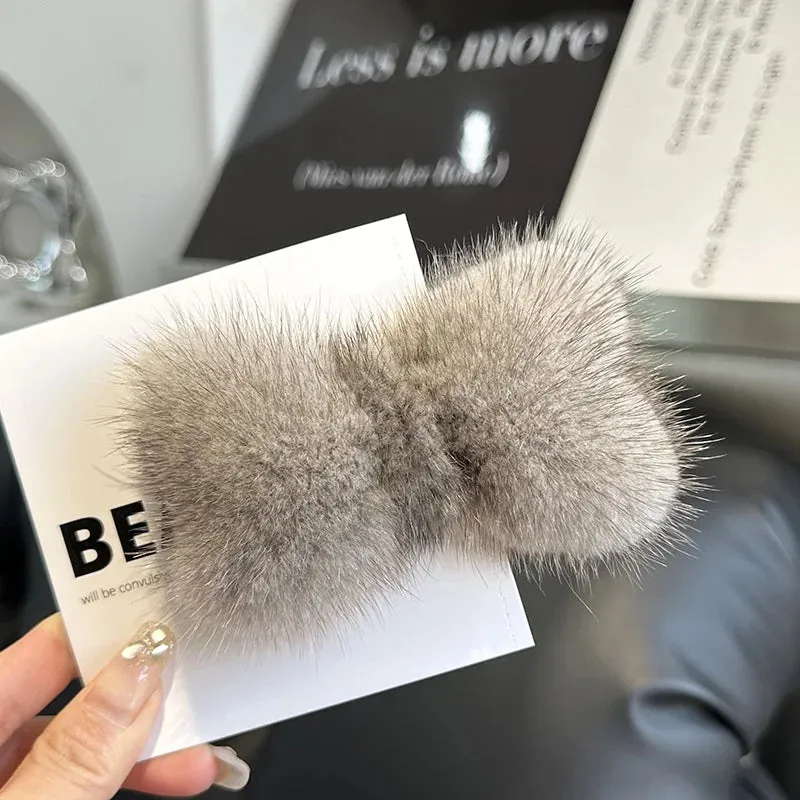 Kawaii Luxury Mink Fur Bowknot Hairpin 🎀✨ Cute Plush Side Clip for Adorable Hair Styles! 💖