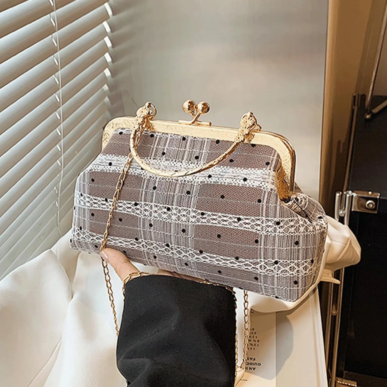 Kiss Lock Purse and Handbag for Women Polka Dot Medium Crossbody Bag Lace Handbags Kiss Clasp Tote Shoulder Bags