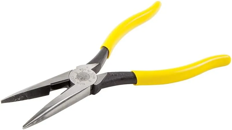 Klein Tools 80020 Plier Set with Lineman's Pliers, Diagonal Cutters, and Needle Nose Pliers, Made in USA with Induction Hardened Knives, 3-Piece