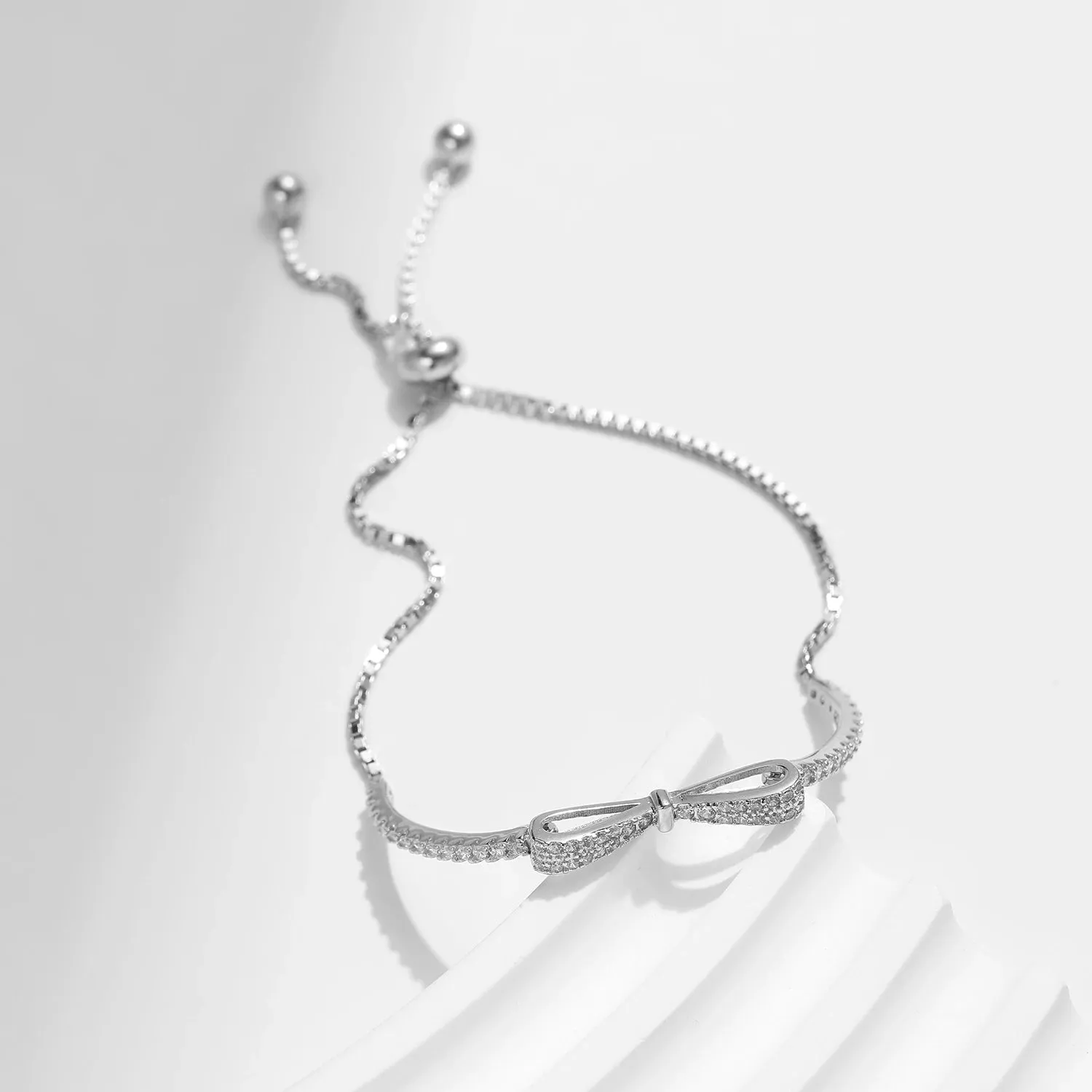 Luxurious Zirconia Bowknot Adjustable Bracelet