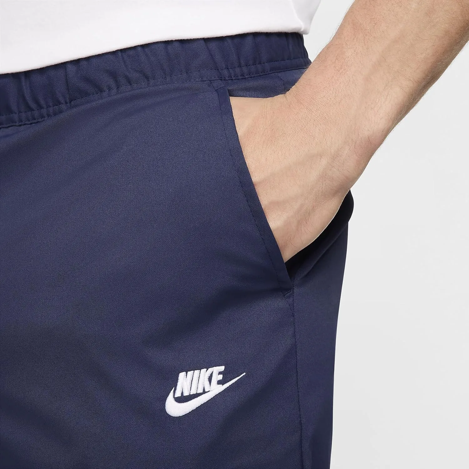 Nike Club Men's Woven Tapered Leg Pants (DX0623-410, Midnight Navy/White)