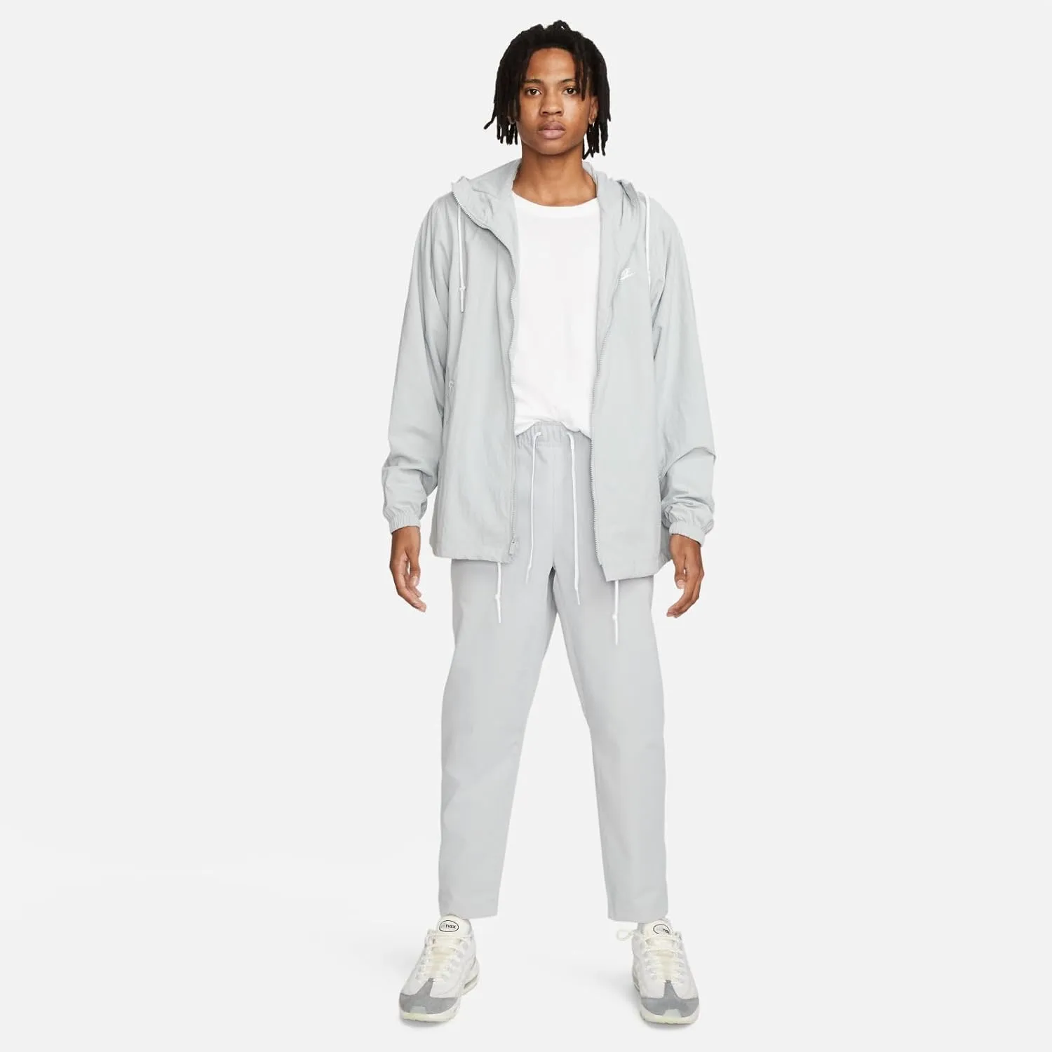 Nike Club Men's Woven Tapered Leg Pants