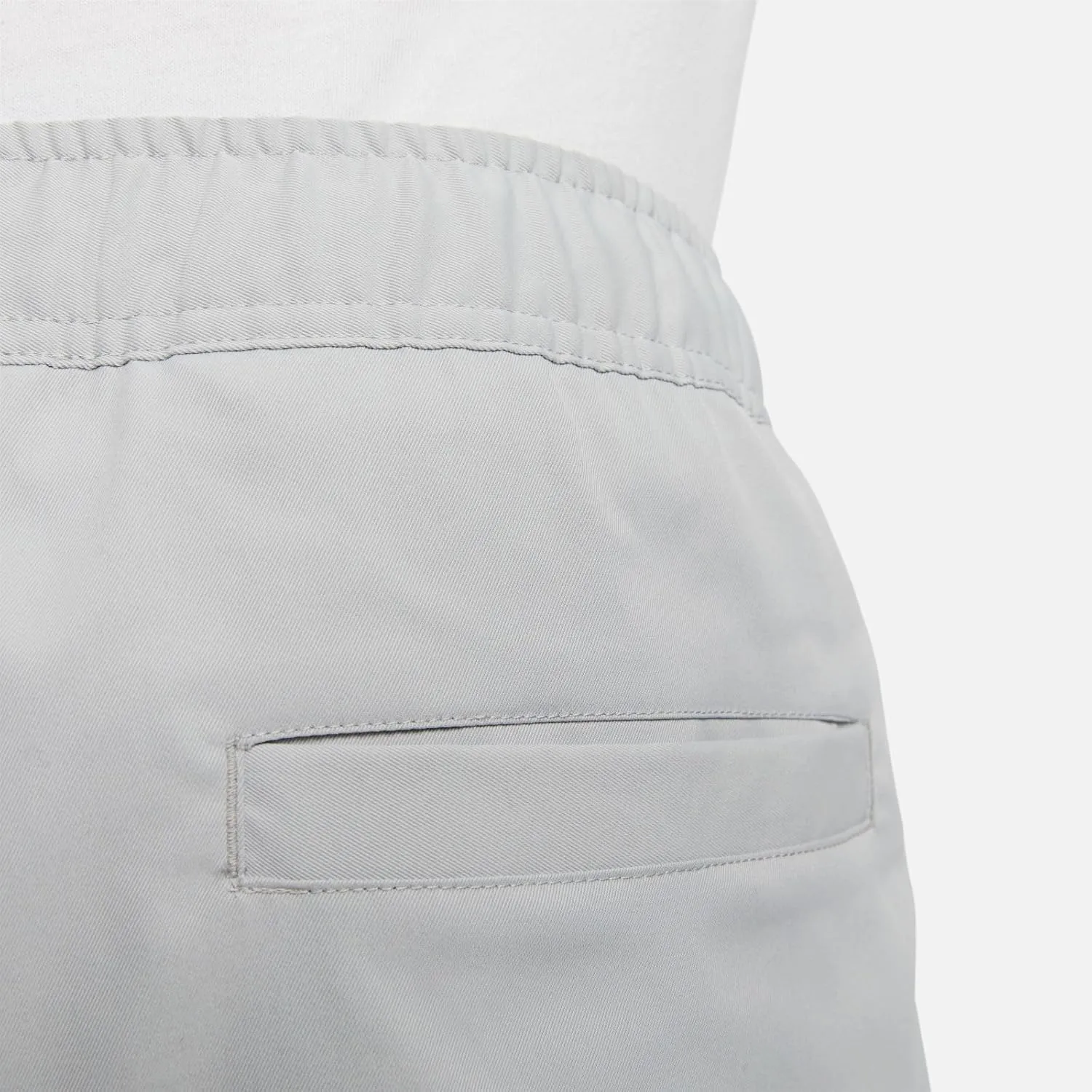 Nike Club Men's Woven Tapered Leg Pants