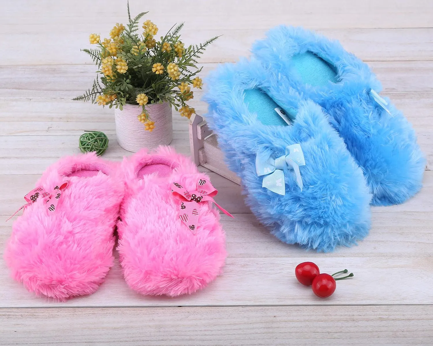 Onmygogo Girls Fuzzy Winter Indoor Slippers with Floral Bowknot, Warm Cozy Plush House Slippers for Little Big Kids Girls