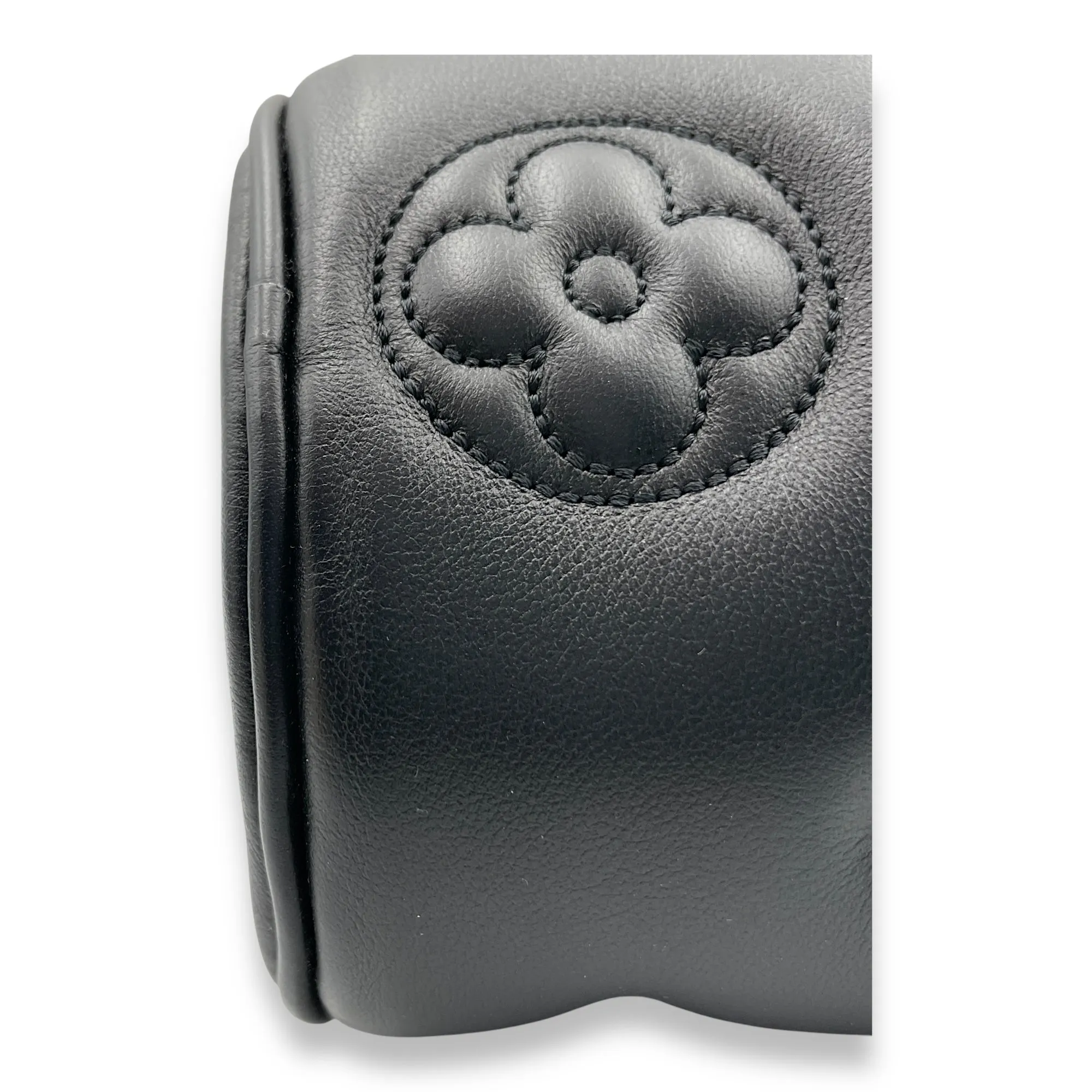 Papillon BB Black Crossbody Bag in Calfskin, Gold hardware