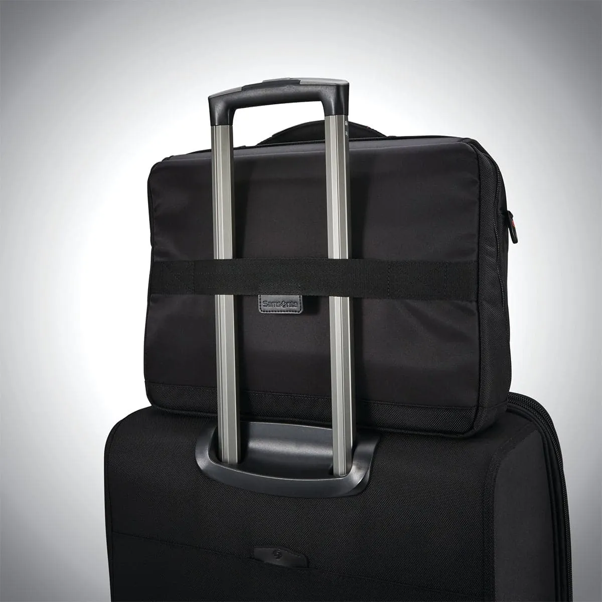 Samsonite 15.6" Slim Messenger