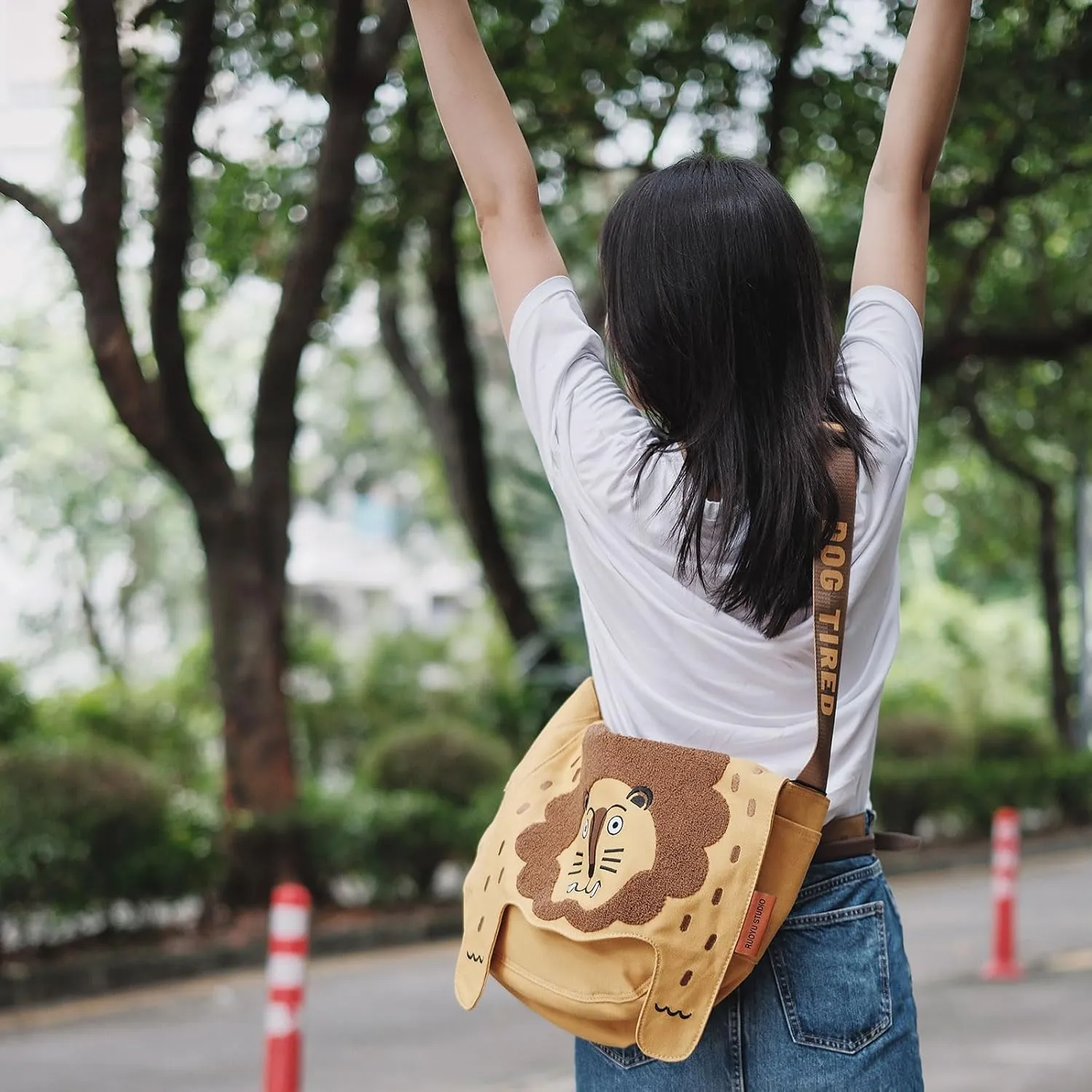 Women's original crossbody canvas bag with animal theme: for gym, travel, laptop and umbrella - stylish and practical